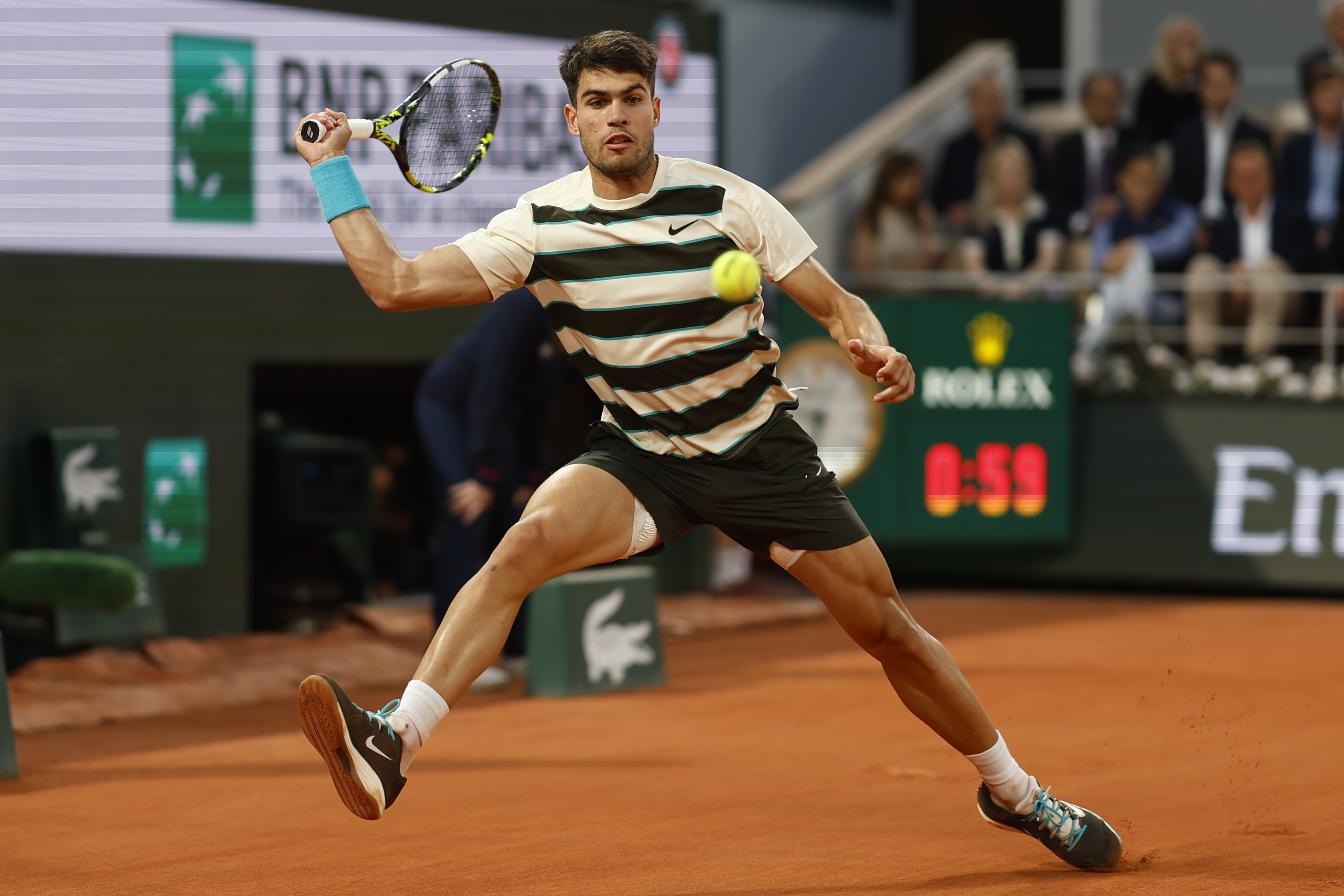 英国网球队轻取美国网球队，阿尔卡拉斯统治全场