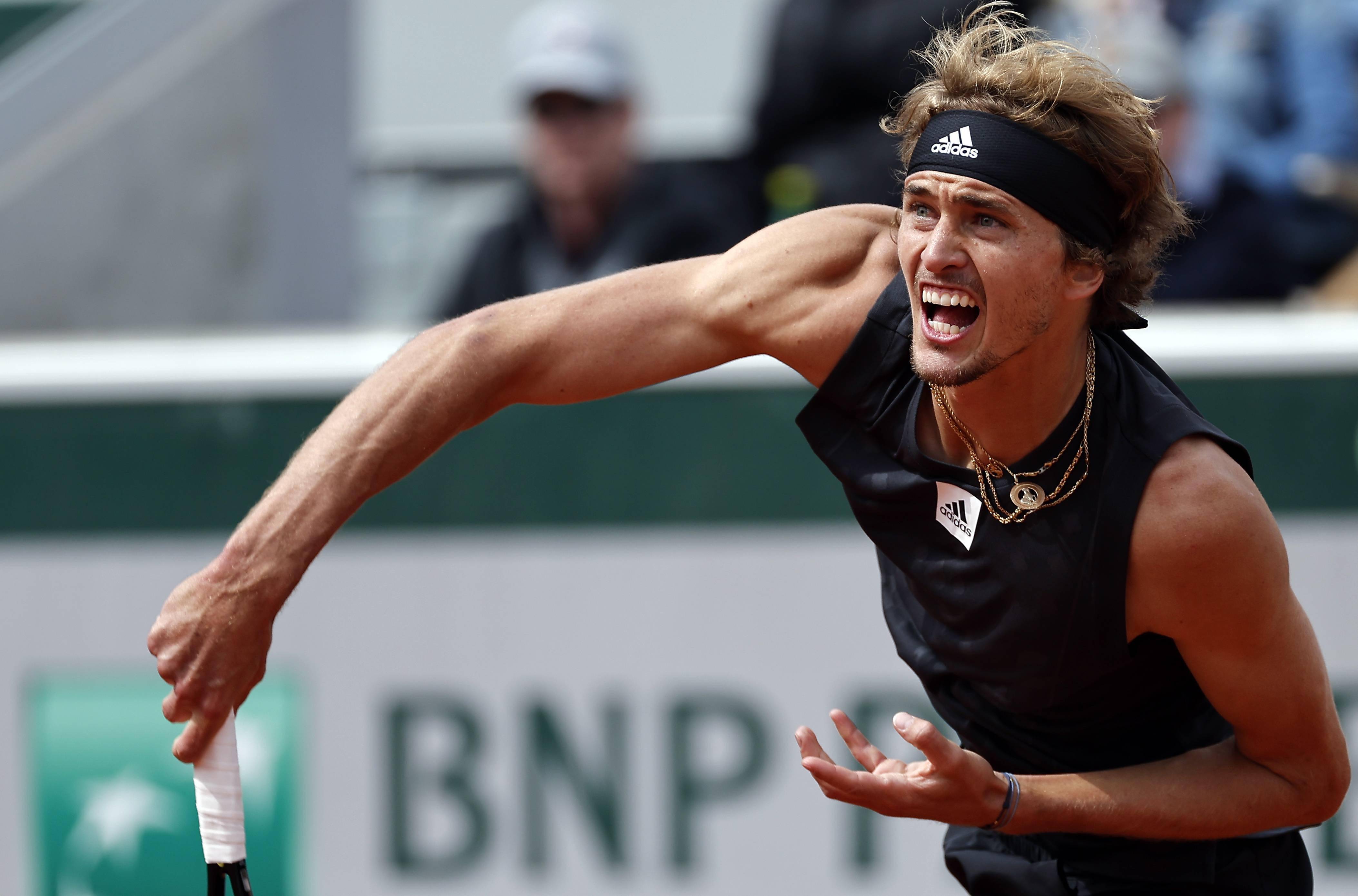 意大利网球队碾压德国网球队，兹维列夫高光表现