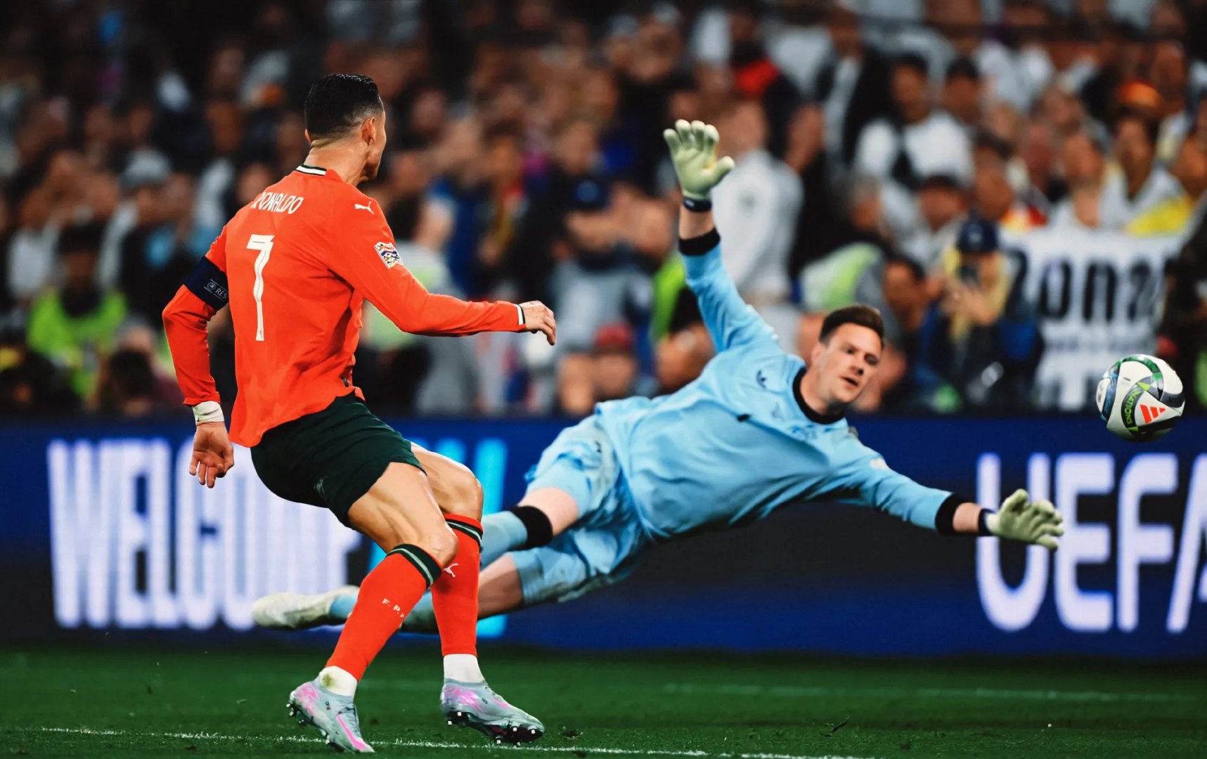 意大利绝地反击瑞士,C罗一己之力扛起全队 意大利绝地反击瑞士,C罗一己之力扛起全队