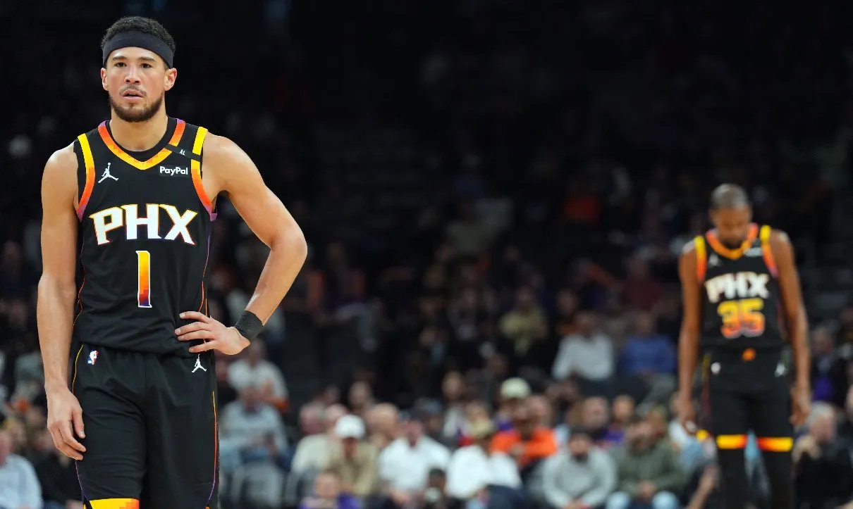 关于阿根廷男篮险胜热火，布克高光表现的信息