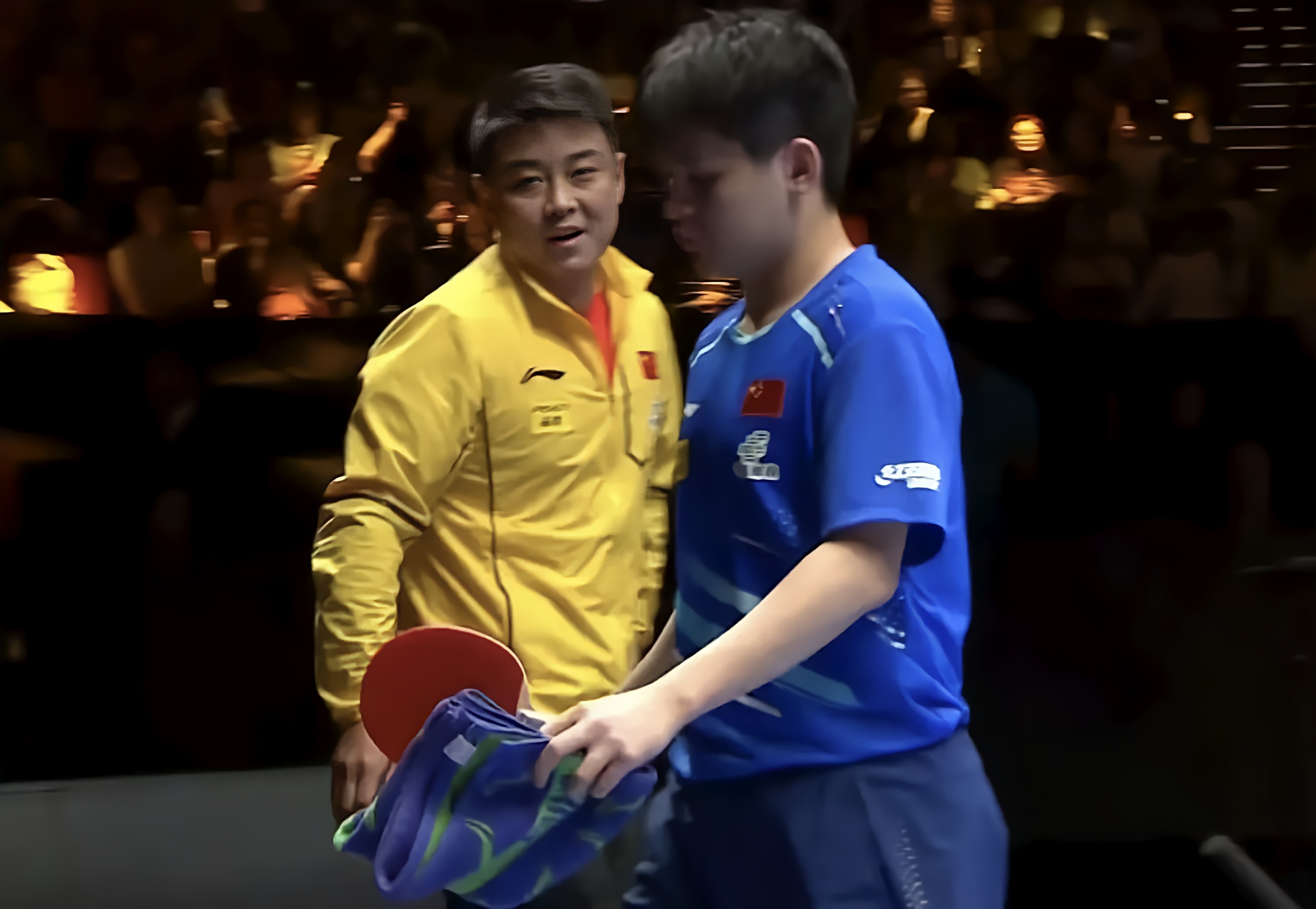 法国队力克英格兰队，王皓统治全场