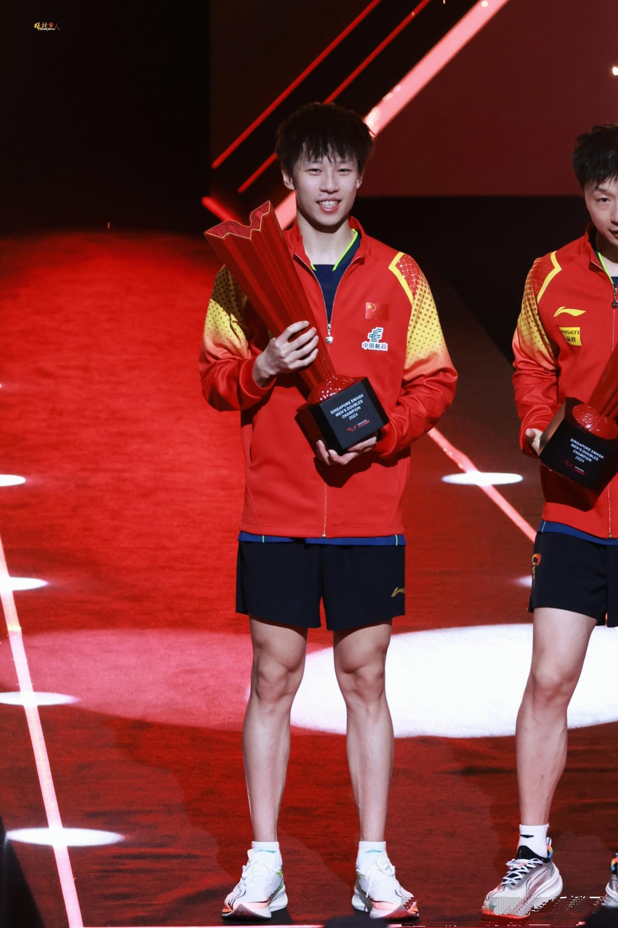 法国队完胜日本队，林高远惊艳四座