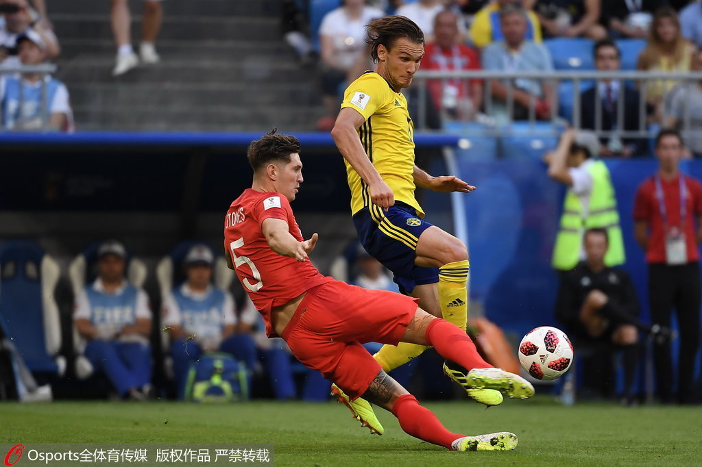 英格兰队力克瑞典队,梁靖崑带队取胜 英格兰队力克瑞典队,梁靖崑带队取胜