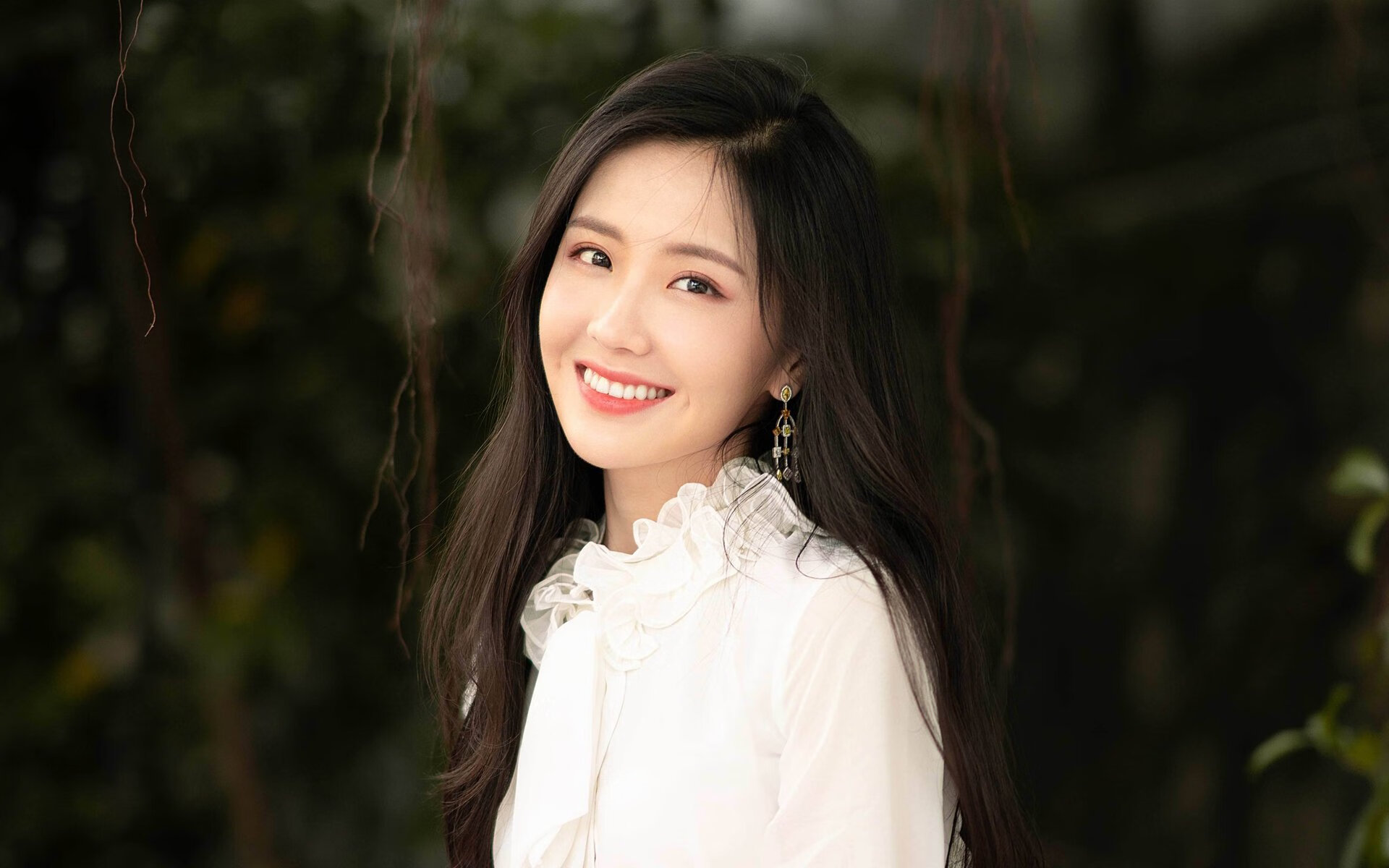 场外交锋，欧洲议会里的法国队如何轻取德国队，而梁靖崑又怎样统治全场