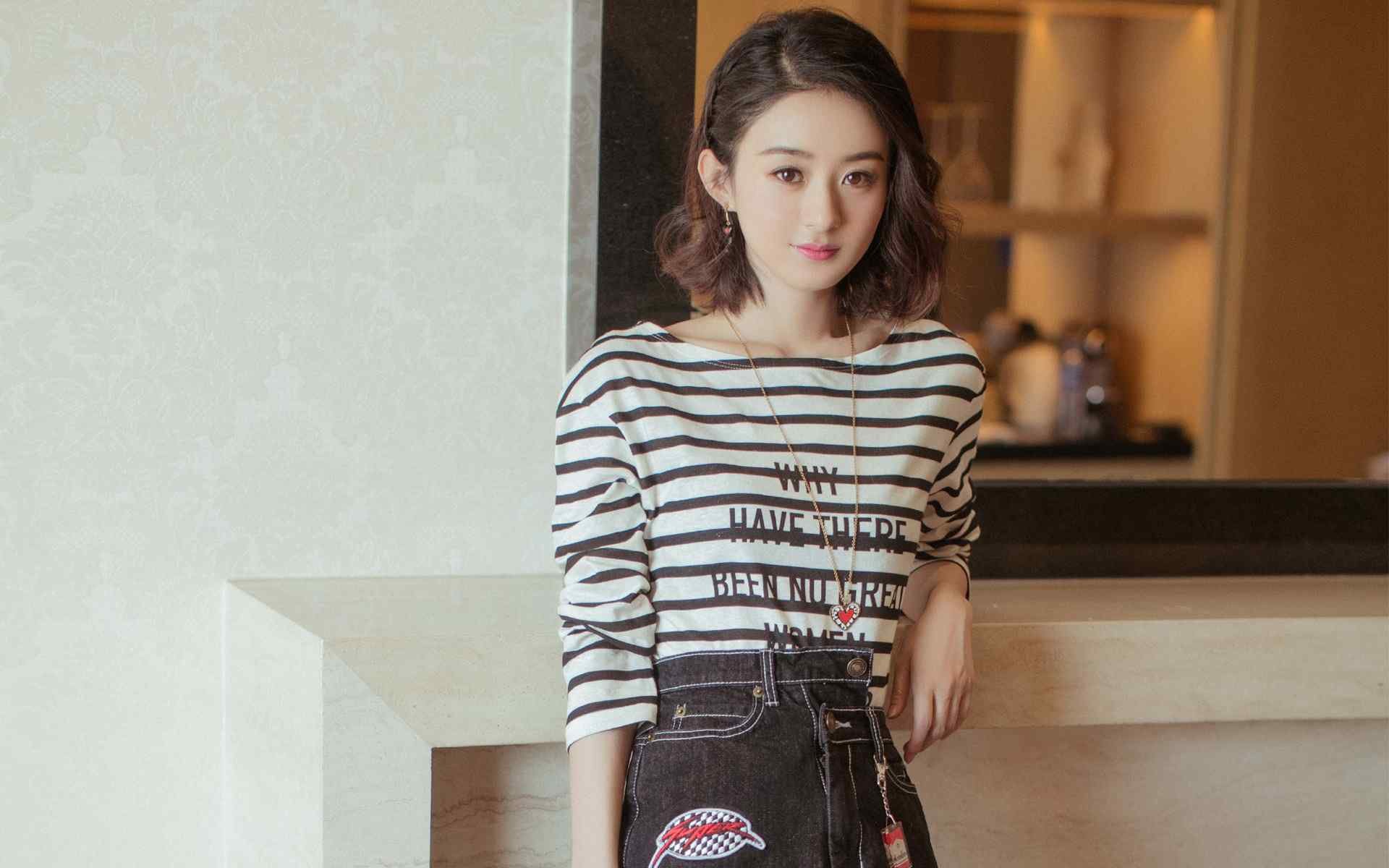 钢铁轰鸣与绿茵狂飙,当奔驰铁骑划破巴林夜空,蓝月军团踏平伊斯坦布尔天险