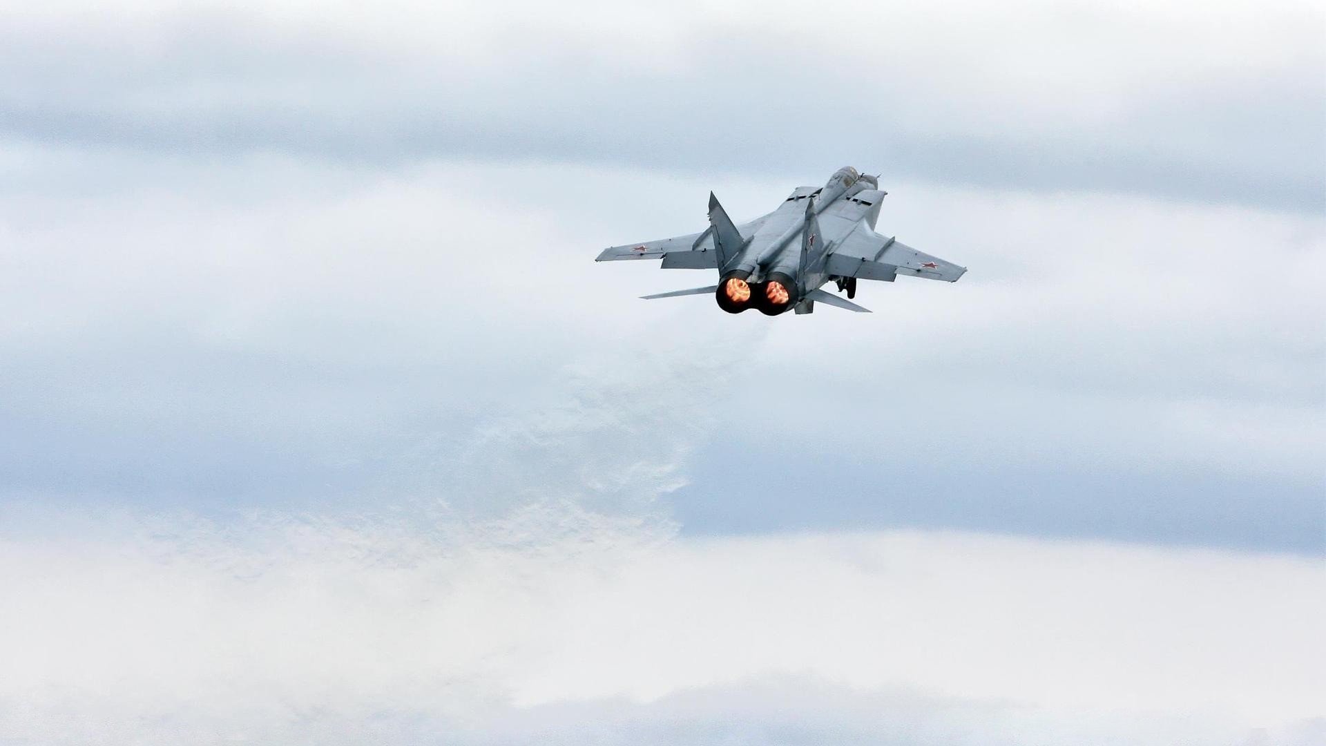 当铁血马竞遇上探戈军团,C罗如何以葡萄牙之心驱动一场梦幻对决