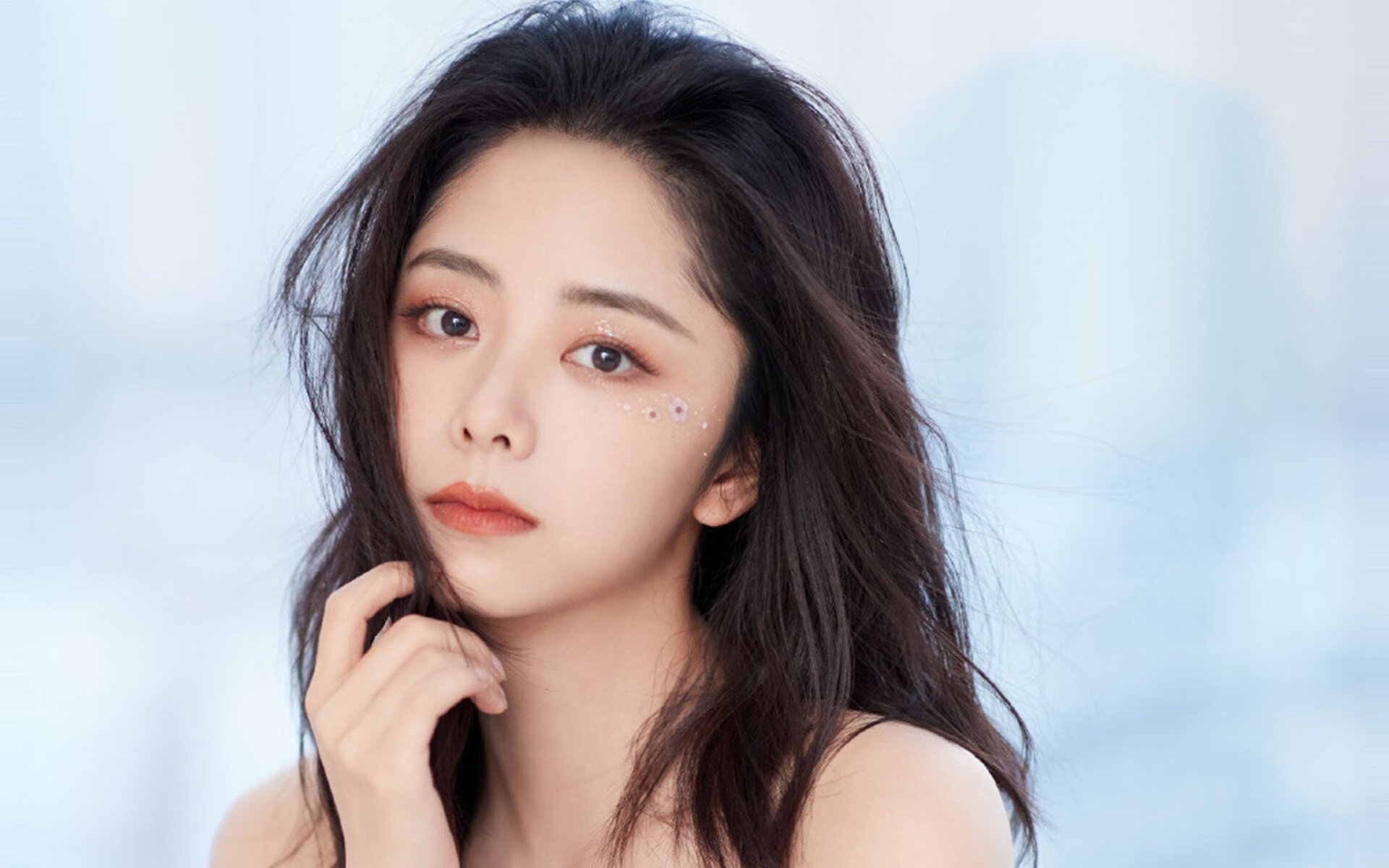 虚构与现实的交错,当巴拉圭遇上勒沃库森,马丁内利为何评分拉满?